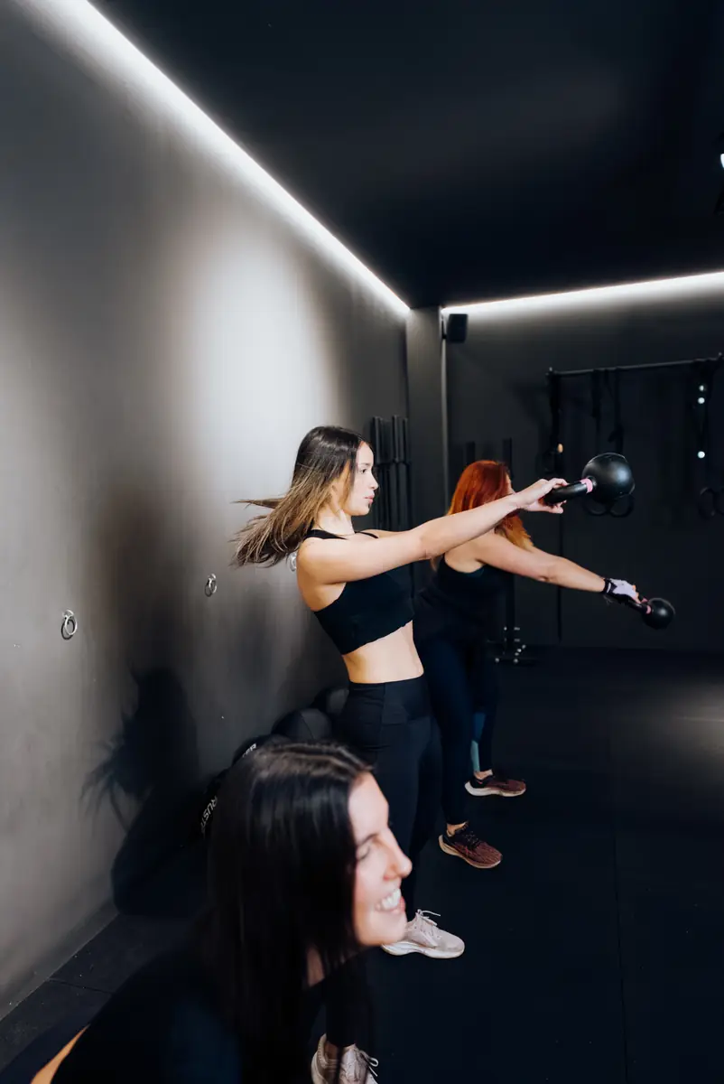 Entrenamiento híbrido de conditioning en Fit Lovas